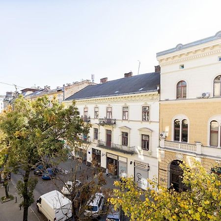 White Fox - Sauna - Lviv Eksteriør billede