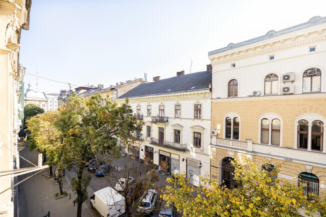 White Fox - Sauna - Lviv Eksteriør billede